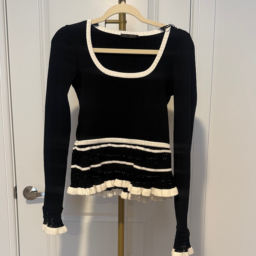 Zara Black Long-Sleeve Ribbed Top with Cream/White Trim and Ruffle Hem